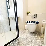 Luxury 2-bedroom Overlooking The * بوندوران