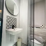 Luxury 2-bedroom Overlooking The شقة *