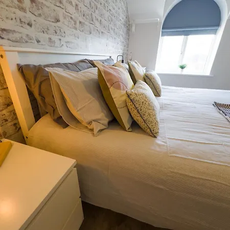 Luxury 2-bedroom Overlooking The *