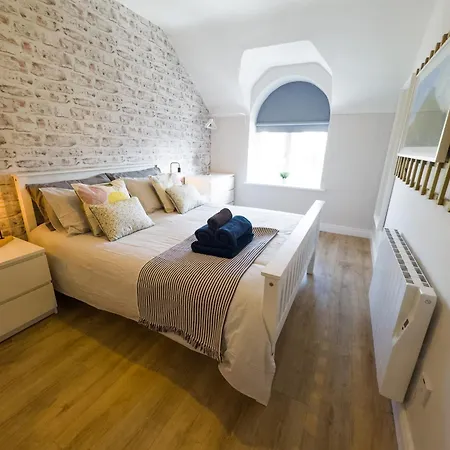 Luxury Penthouse Overlooking Main Lejlighed *
