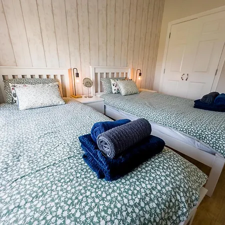 Luxury 2-bedroom Overlooking The *