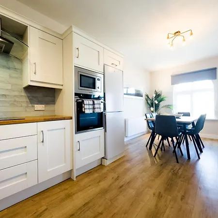 Luxury 2-bedroom Overlooking The