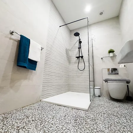 Luxury 2-bedroom Overlooking The Appartement