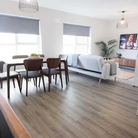 شقة Luxury 2-bedroom Overlooking The *