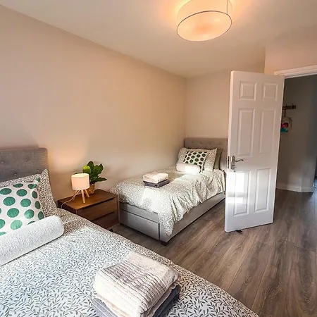 Luxury 2-bedroom Overlooking The Appartement