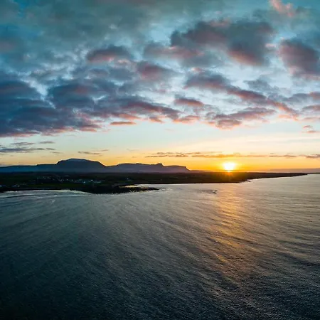 Luxury 2-bedroom Overlooking The