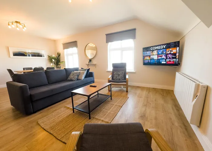 Luxury 2-bedroom Overlooking The Lejlighed