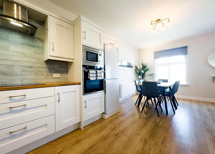 Luxury 2-bedroom Overlooking The