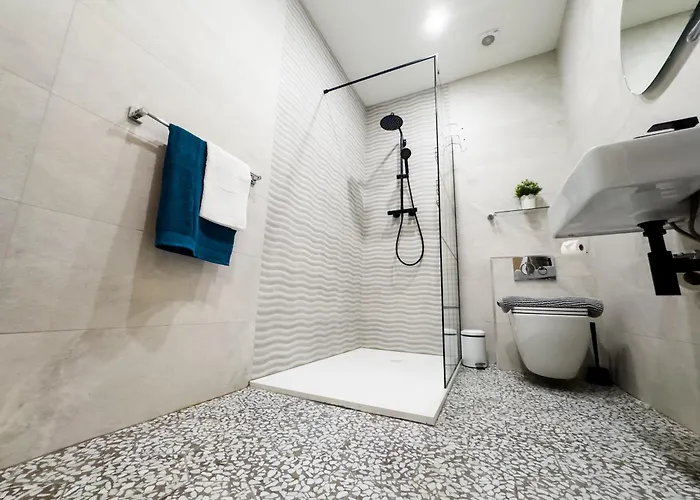 Luxury 2-bedroom Overlooking The 公寓
