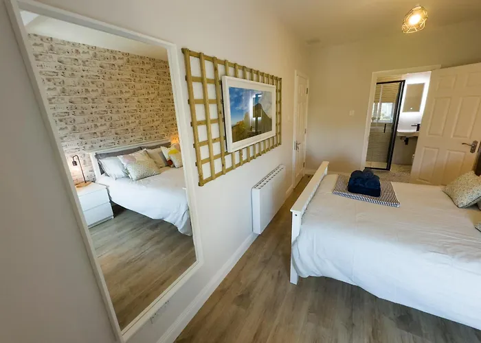 Luxury 2-bedroom Overlooking The