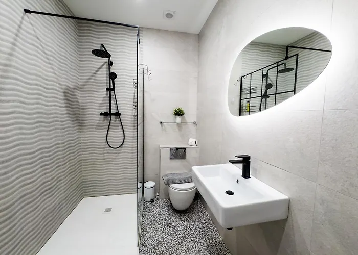 Luxury 2-bedroom Overlooking The *