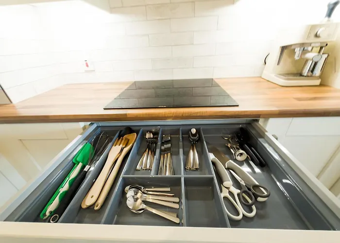 Luxury 2-bedroom Overlooking The