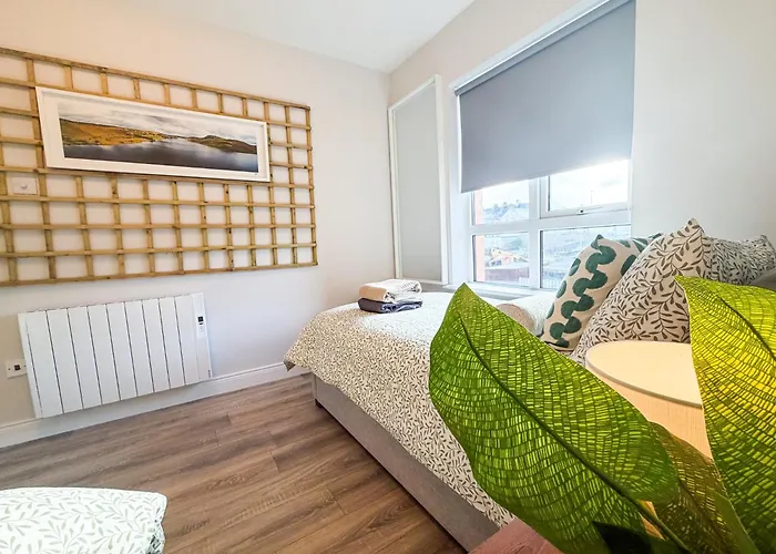 Luxury 2-bedroom Overlooking The Lejlighed *